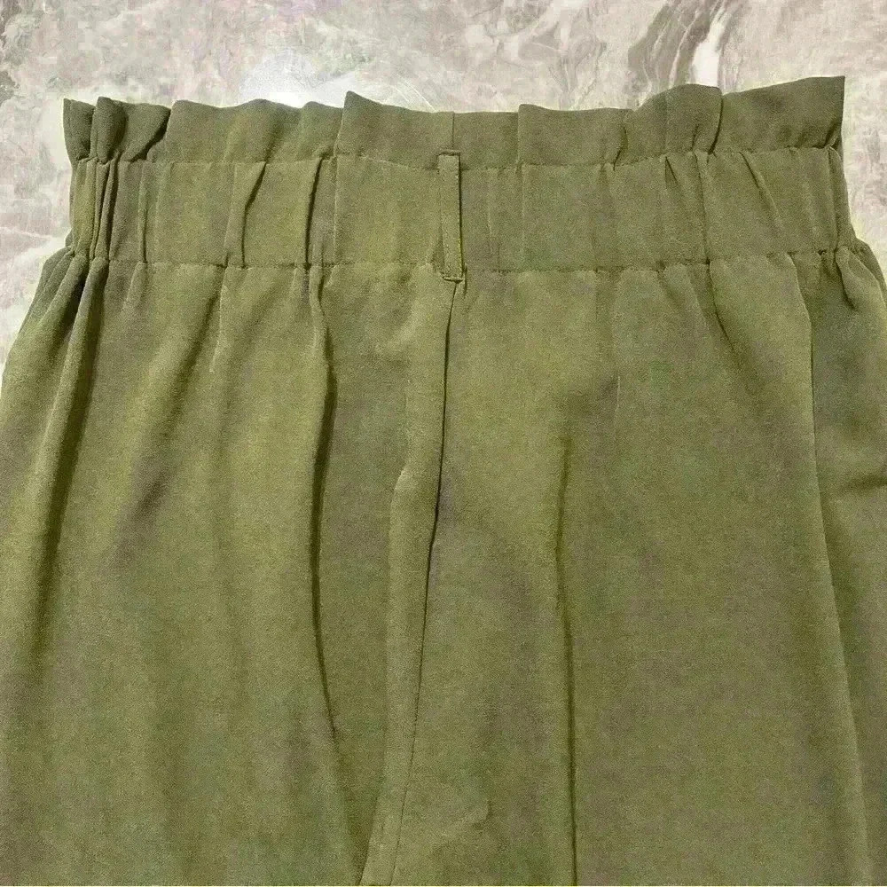 Haute Monde Green High Waisted Pleaded Belt Pants Size L 95 % Polyester - Picture 9 of 9